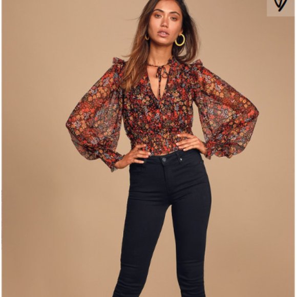 Free People Tops - Happy Holidays 🎄